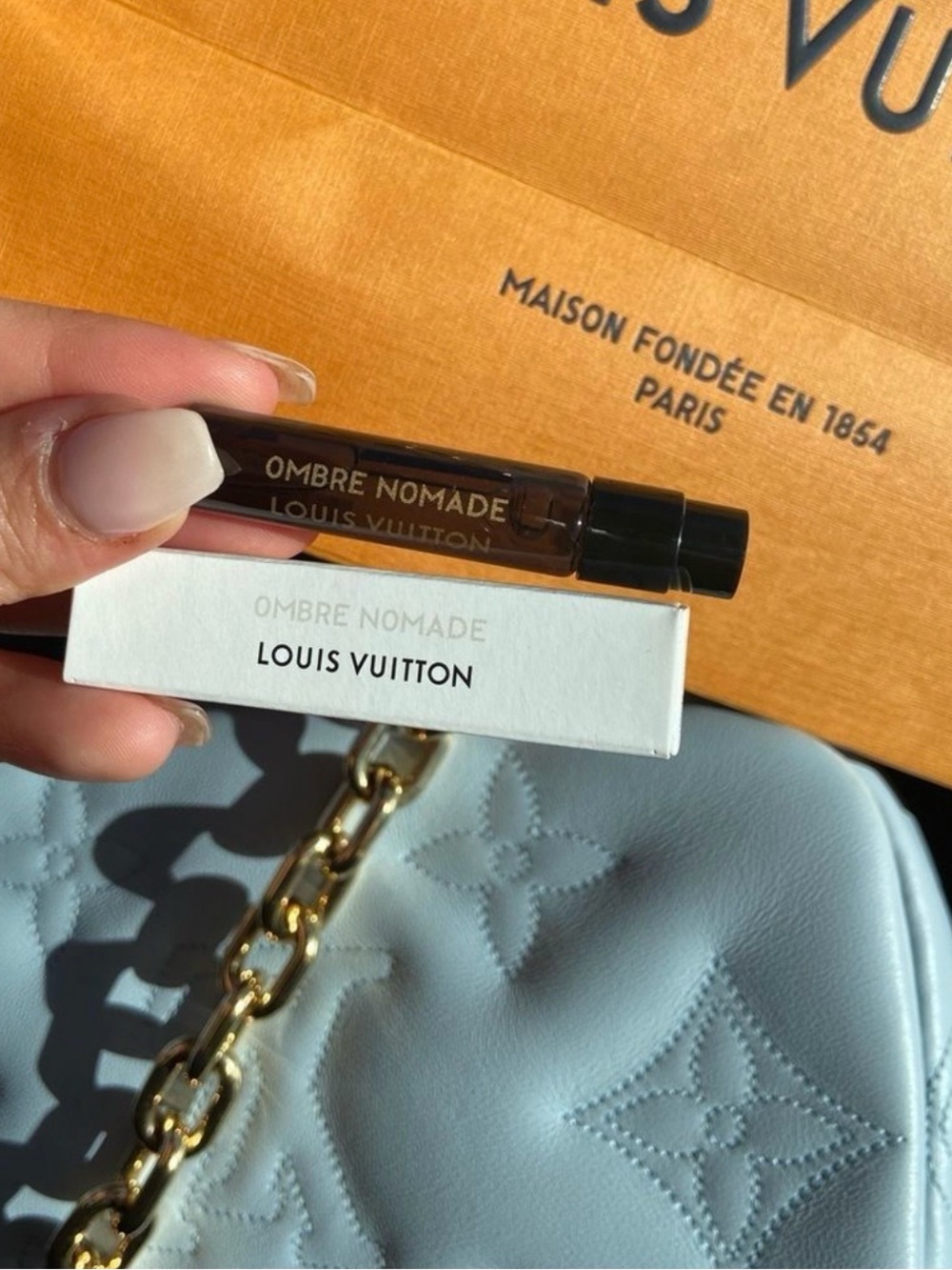 Ombré Nomade Louis Vuitton 2ml Sample